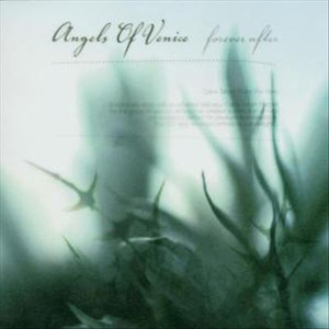 蹲厕老头被隔壁放A片勾引视频
